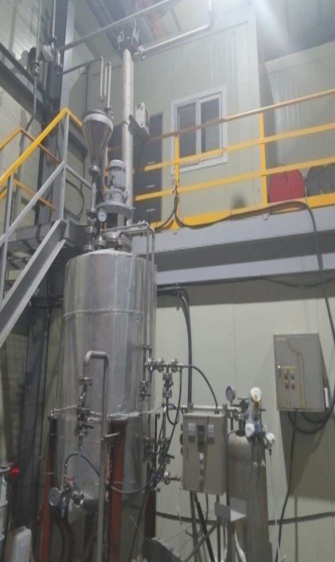 재생 에스테르(r-Ester)
신재 에스테르(Ester) 폴리올 제조 설비